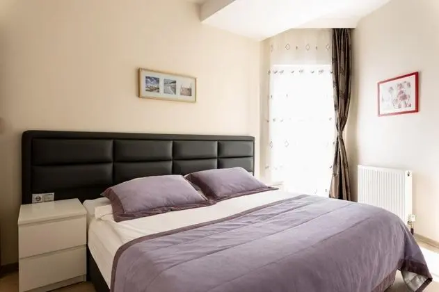 Çift Kişilik, Şehir Manzaralı