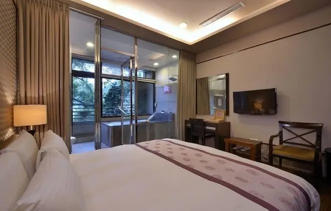 Deluxe Tek Büyük Yataklı Oda, 1 Büyük (Queen) Boy Yatak, Sigara İçilmez