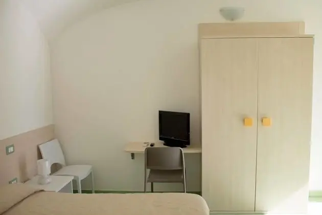 Comfort Tek Büyük veya İki Ayrı Yataklı Oda