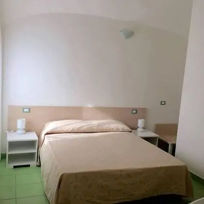 Comfort Tek Büyük veya İki Ayrı Yataklı Oda