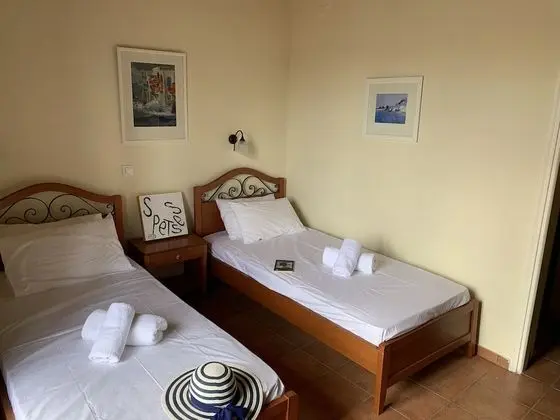 Comfort Tek Büyük veya İki Ayrı Yataklı Oda, Balkon