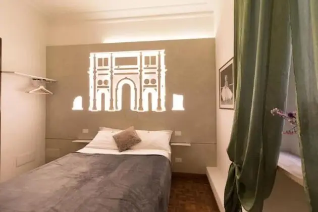 Standard Tek Büyük Yataklı Oda