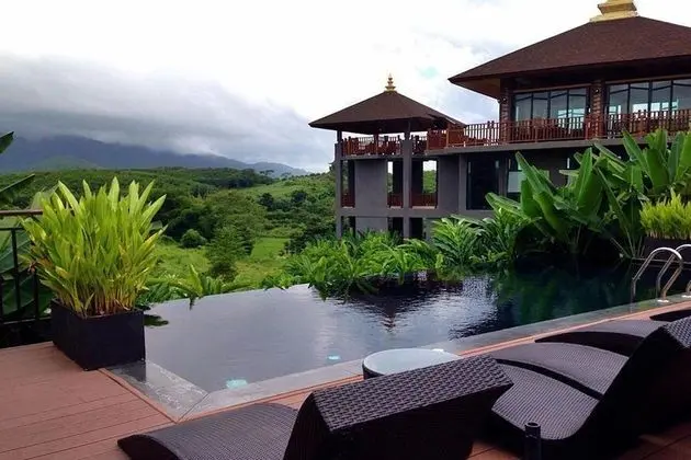 4 Bedrooms Pool Villa