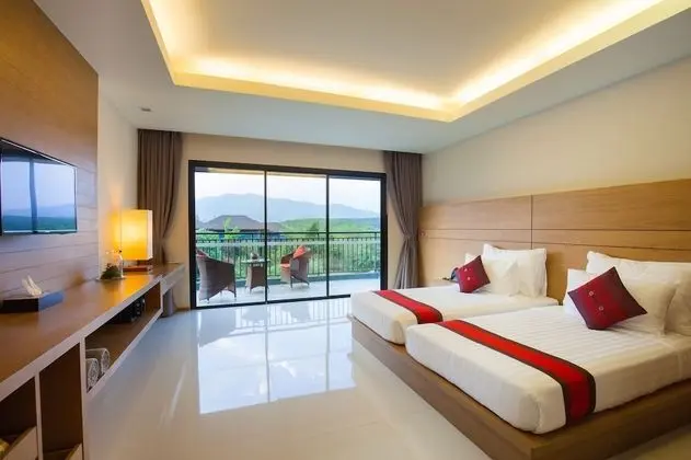 4 Bedrooms Pool Villa