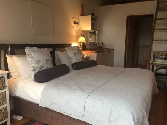 Kulübe (Log-Cabin Indlu)