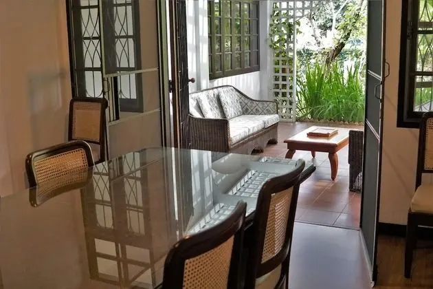 4-Bedroom House with Garden