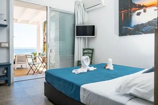 Superior Tek Büyük Yataklı Oda, Teras, Deniz Manzaralı