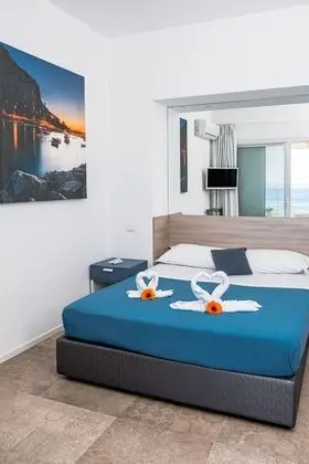 Superior Tek Büyük Yataklı Oda, Teras, Deniz Manzaralı