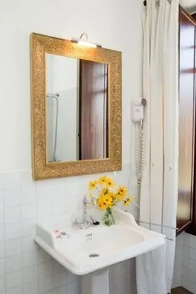 Superior Tek Büyük veya İki Ayrı Yataklı Oda