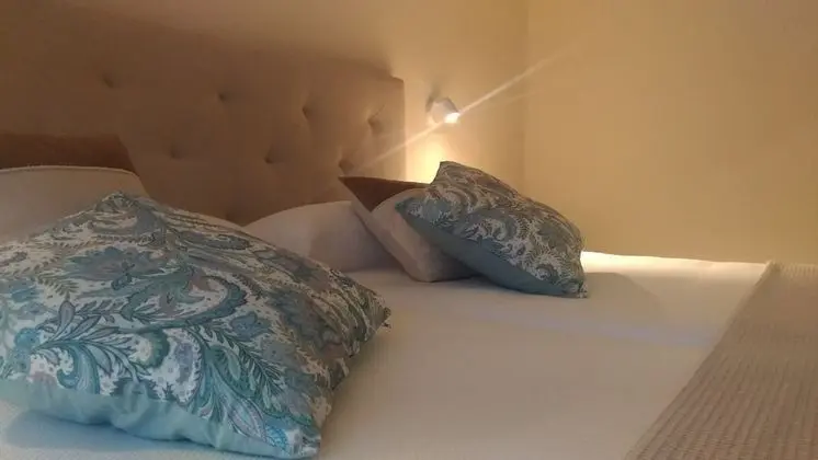 Tek Büyük veya İki Ayrı Yataklı Oda