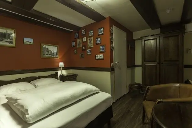 Old Dutch "Suite"