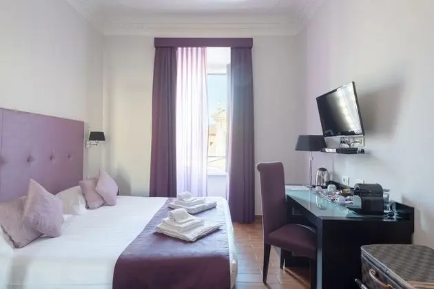 Classic Tek Büyük veya İki Ayrı Yataklı Oda