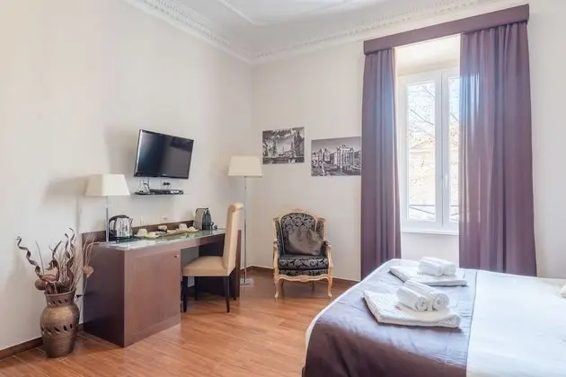 Deluxe Tek Büyük veya İki Ayrı Yataklı Oda