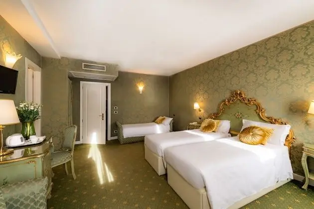 Family Oda, Lagün Manzaralı