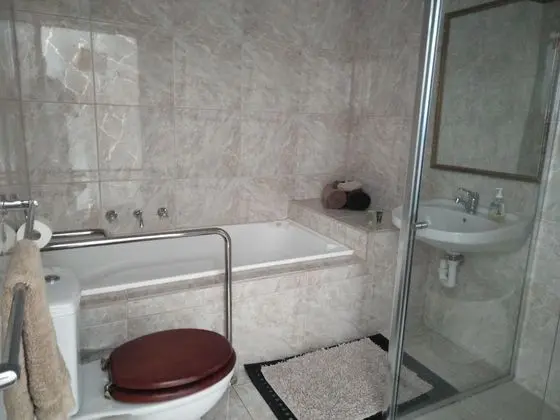 Standard Oda, 1 En Büyük (King) Boy Yatak
