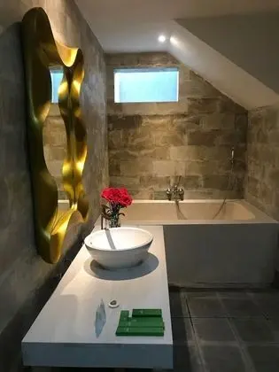 Superior Tek Büyük veya İki Ayrı Yataklı Oda