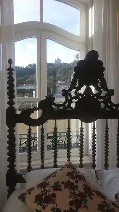 Tek Büyük Yataklı Oda, Bağlantılı Odalar