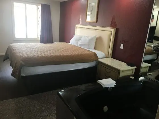 Premium Oda, 1 En Büyük (King) Boy Yatak, Sıcak Su Küveti