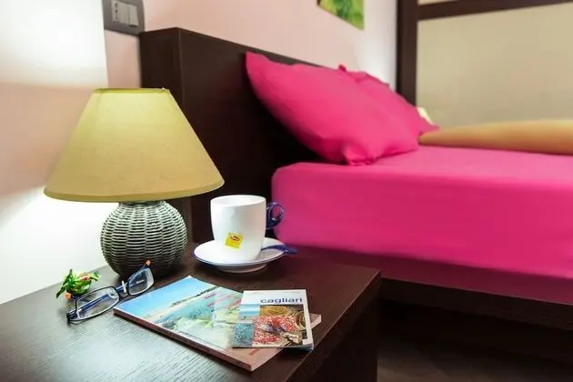 City Tek Büyük Yataklı Oda