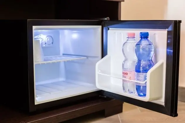 City Tek Büyük Yataklı Oda