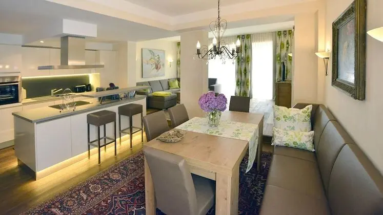 Apart Daire, 3 Yatak Odası, Balkon, Dağ Manzaralı (A-VITA Viktoria 1, incl Cleaning €125)