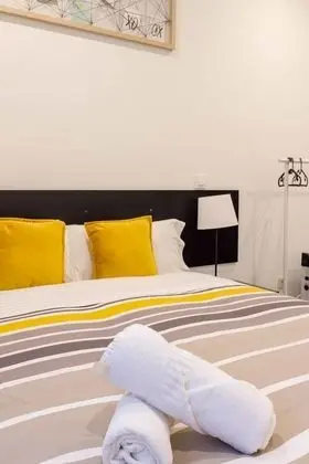 Economy Tek Büyük Yataklı Oda, 1 Çift Kişilik Yatak, Ortak Banyo