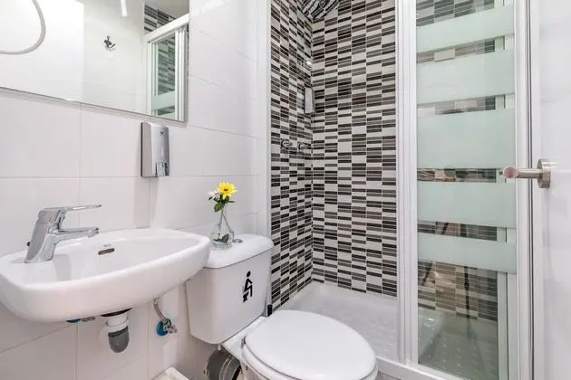 Tek Büyük Yataklı Oda, Özel Banyo