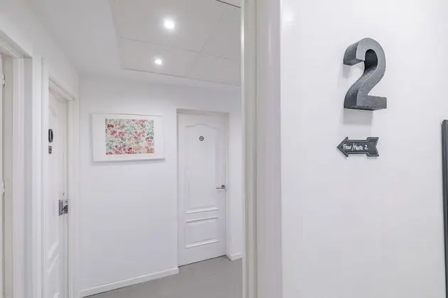 Tek Kişilik Oda, 1 Çift Kişilik Yatak, Ortak Banyo