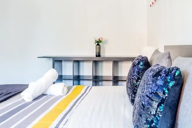 Deluxe Tek Büyük Yataklı Oda, Ortak Banyo