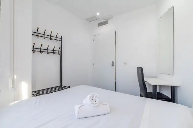 Tek Büyük Yataklı Oda (Baño compartido)