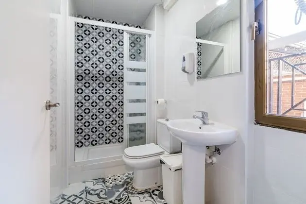 Tek Büyük Yataklı Oda (Baño compartido)