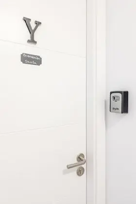 Comfort Tek Büyük Yataklı Oda, Ortak Banyo