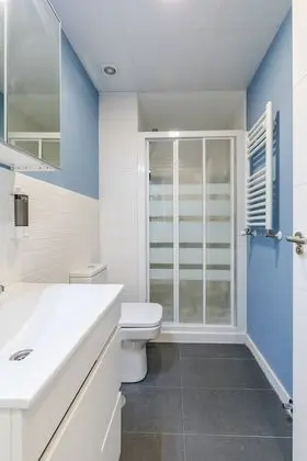 Comfort Tek Büyük Yataklı Oda, Ortak Banyo