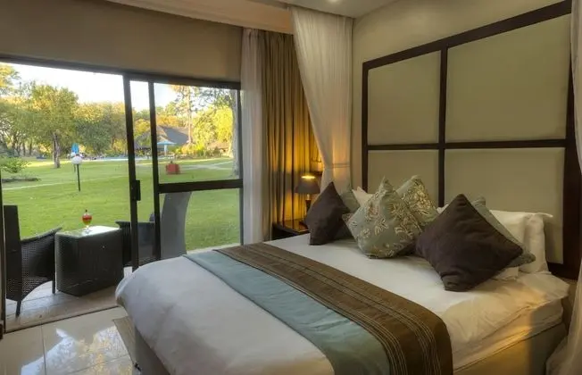 Standard Double Room - River Facing