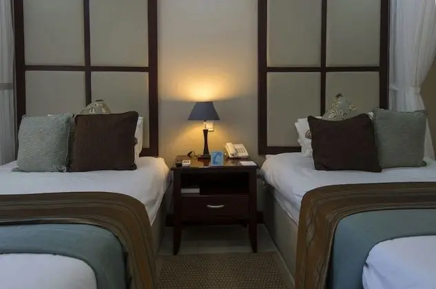 Standard Twin Room - River Facing