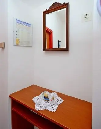 Apart Daire, 1 Büyük (Queen) Boy Yatak ve Çekyat