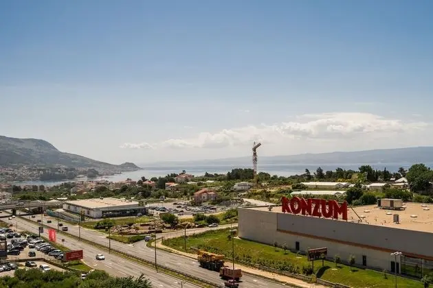 Apart Daire, 1 Büyük (Queen) Boy Yatak ve Çekyat