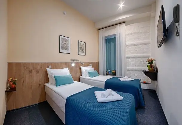 Comfort Tek Büyük veya İki Ayrı Yataklı Oda