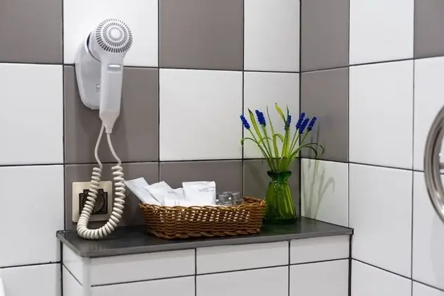 Comfort Tek Büyük veya İki Ayrı Yataklı Oda