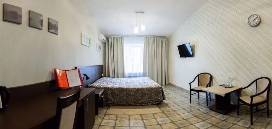 Standard Tek Büyük Yataklı Oda