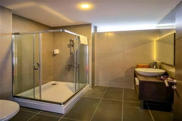 Economic Custom Room
