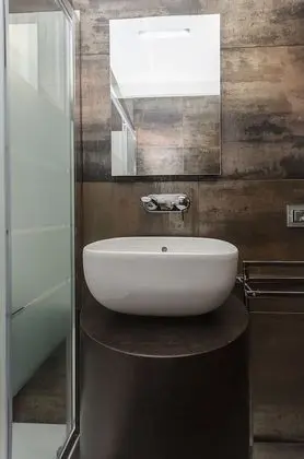 Classic Tek Büyük Yataklı Oda, 1 Çift Kişilik Yatak, Özel Banyo, Bahçe Manzaralı