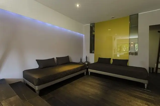 Superior Dört Kişilik Oda, Şömine, Bahçe Manzaralı