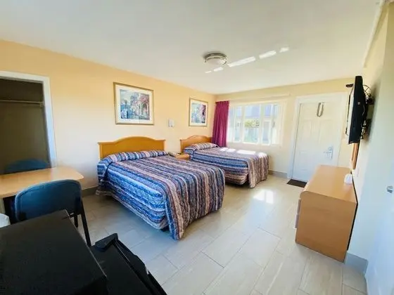 Standard Room, 2 Double Beds