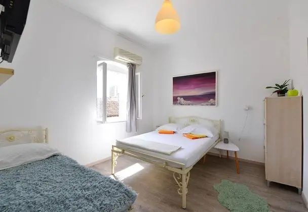 Apart Daire, 1 Büyük (Queen) Boy Yatak