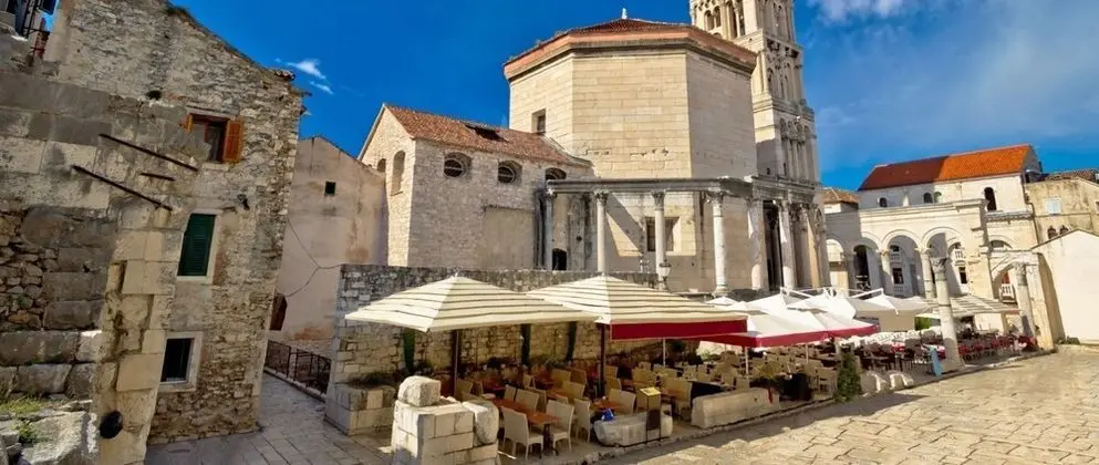 Apart Daire, 1 Büyük (Queen) Boy Yatak