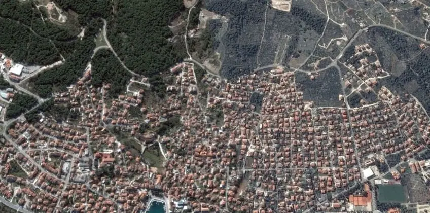 Apart Daire, 1 Büyük (Queen) Boy Yatak ve Çekyat