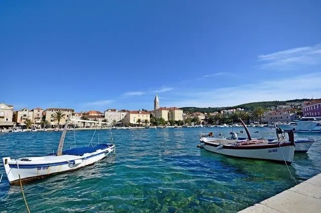 Apart Daire, 1 Büyük (Queen) Boy Yatak ve Çekyat