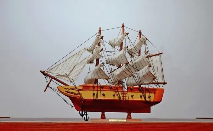 Apart Daire, 1 Büyük (Queen) Boy Yatak ve Çekyat