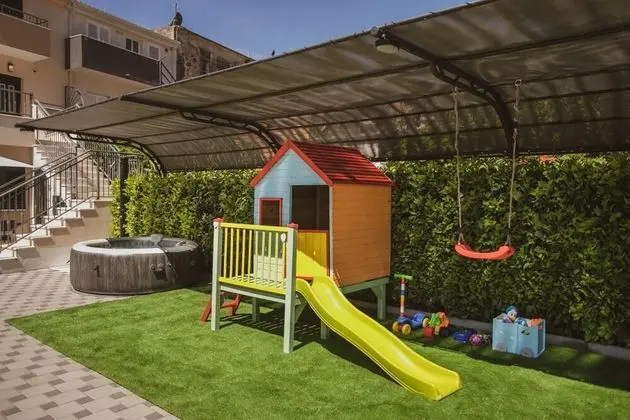 Apart Daire, 2 Büyük (Queen) Boy Yatak